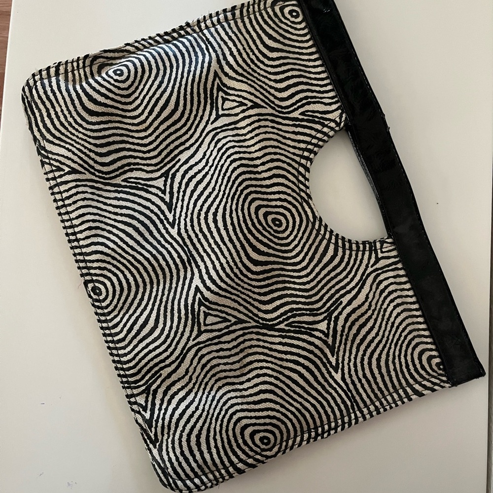 Clutch fingerprint design